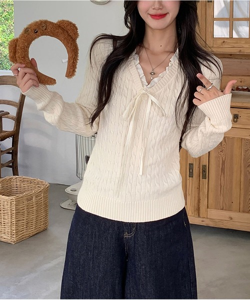 MAISON DE THERESE(メゾン ド テレーズ)の「Vネック ケーブル インナー リボン(ニット/セーター・レディース・アイボリー/レッド/ネイビー・FREE)」の15枚目の写真