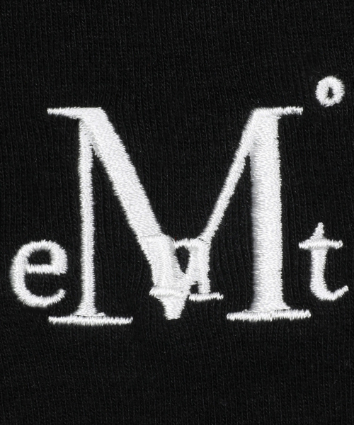 MUCENT(ムセント)の「ジニュセットアップスリムフィットクロップフードジップアップ(3カラー)(パーカー・レディース・ホワイト/ブラック/グレー・FREE)」の9枚目の写真