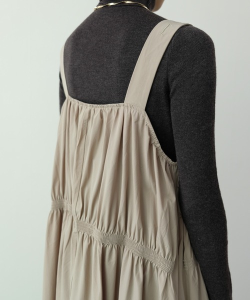 DOLLUPOOPS（ドールアップウップス）の「ギャザーフロントジップジャンパースカート（ジャンパースカート・レディース・ブラック/ライトベージュ・FREE）」の14枚目の写真