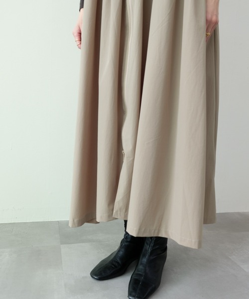 DOLLUPOOPS（ドールアップウップス）の「ギャザーフロントジップジャンパースカート（ジャンパースカート・レディース・ブラック/ライトベージュ・FREE）」の13枚目の写真