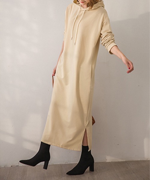 SallyLunn(サリーラン)の「シンプルフードスウェットワンピース(ワンピース・レディース・ブラウン/ブラック/ベージュ/カーキ・LARGE/MEDIUM)」の3枚目の写真