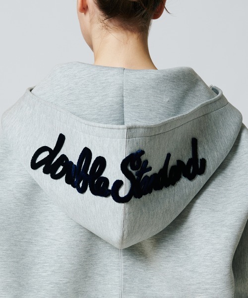 ダブルスタンダードクロージングESSENTIALダンボールロゴジップフーディー ダンボールロゴジップフーディー(WEB限定)（パーカー）｜ESSENTIAL