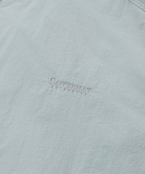 COVERNAT（カバーナット）の「コンフィナイロンウィンドブレーカー ジャンパー ライトグレー（ナイロンジャケット・レディース・その他・X-SMALL/XX-LARGE/LARGE/MEDIUM/SMALL/X-LARGE）」の5枚目の写真