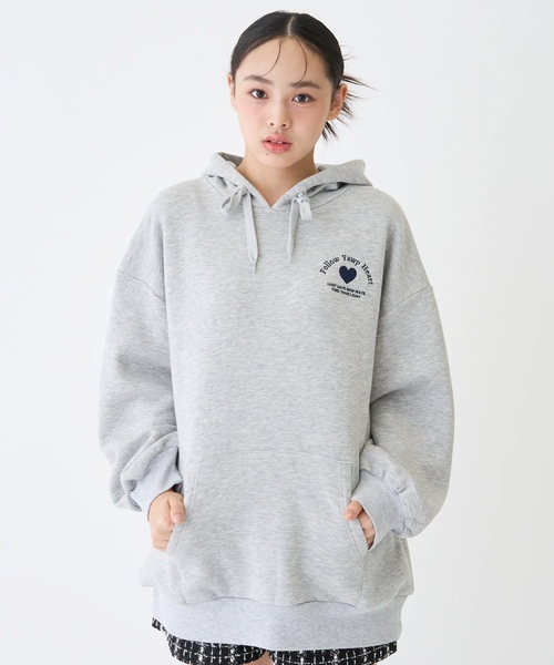 LOVETOXIC（ラブトキシック）の「【LTXC】【綿100％】バックロゴチュニックパーカ（パーカー・キッズ・チャコール/アイボリー/トップグレー/ピンク・S:140cm/L:160cm/M:150cm/130cm）」の3枚目の写真