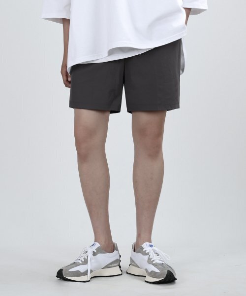 VERYVAIN(ベリベーン)の「POLSPAN SHORT PANTS (DARK GRAY)(その他パンツ・メンズ・その他・MEDIUM/LARGE)」の1枚目の写真