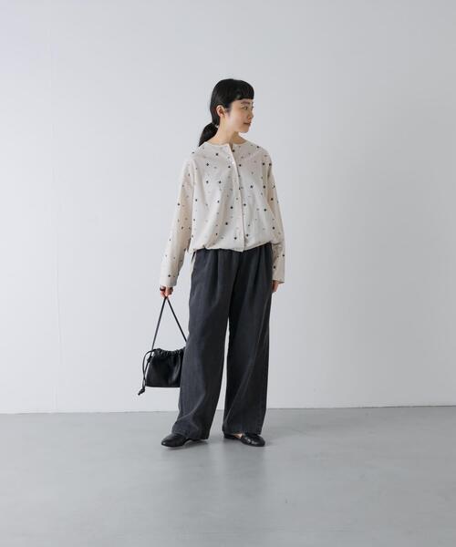 かぐれ（カグレ）の「フェードデニムイージーパンツ（デニムパンツ・レディース・ブラック系その他/ライトインディゴブルー・FREE）」の20枚目の写真