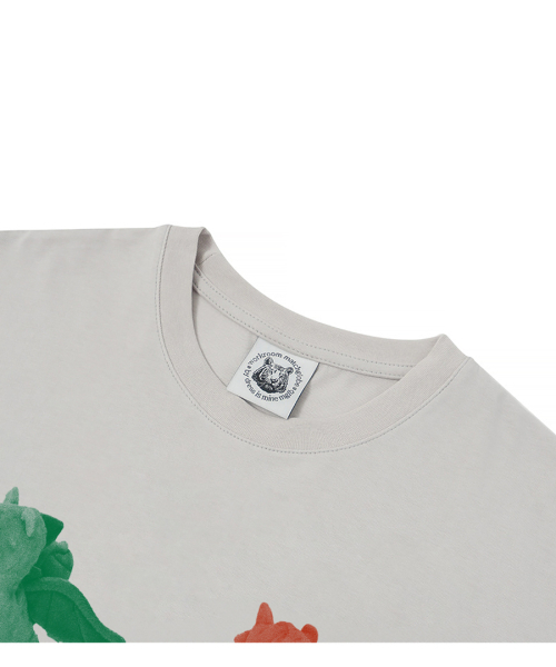 MATCHGLOBE(マッチグローブ)の「スリードラゴンオーバーフィットティー(ベージュ)(Tシャツ/カットソー・レディース・その他・FREE)」の3枚目の写真