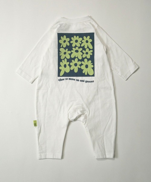 MAKE YOUR DAY(メイクユアデイ)の「レトロフラワープリントファミリー長袖カバーオール(ロンパース・キッズ・オフホワイト/ブラウン・70/80)」の4枚目の写真