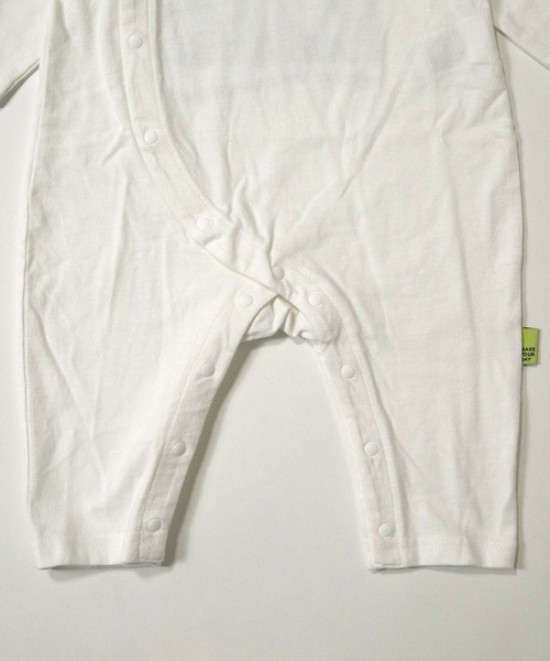 MAKE YOUR DAY(メイクユアデイ)の「レトロフラワープリントファミリー長袖カバーオール(ロンパース・キッズ・オフホワイト/ブラウン・70/80)」の10枚目の写真