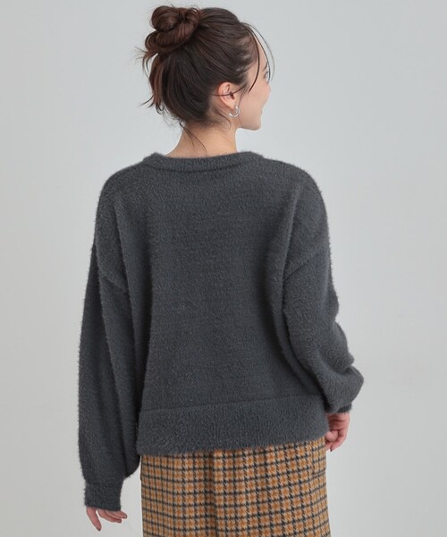 Cutie Blonde（キューティーブロンド）の「大人きらめく ふわふわパール調ニット（ニット/セーター・レディース・オフホワイト/ダークグレー/ライトブルー・00）」の13枚目の写真