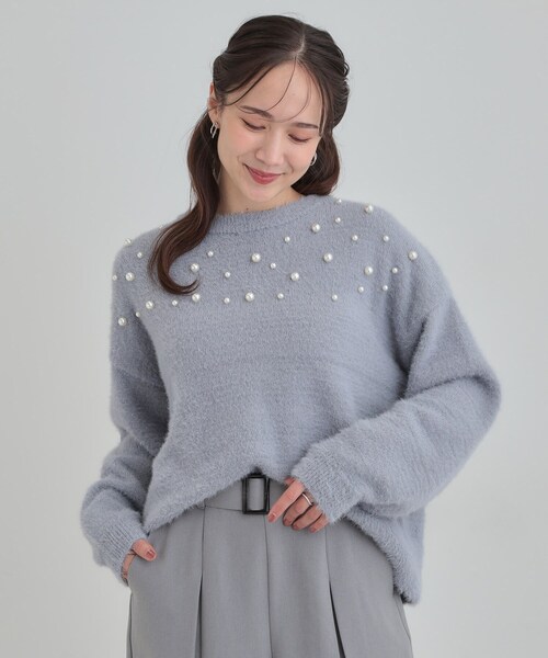 Cutie Blonde（キューティーブロンド）の「大人きらめく ふわふわパール調ニット（ニット/セーター・レディース・オフホワイト/ダークグレー/ライトブルー・00）」の16枚目の写真