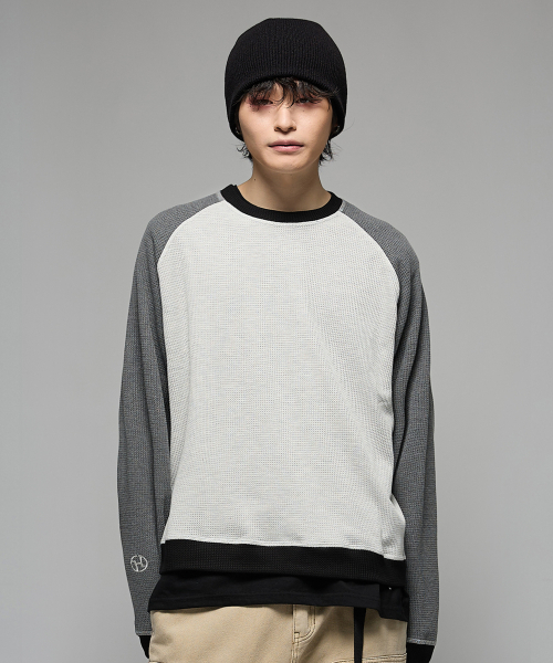 HEDER HELEN（ヘダーヘレン）の「VTG Waffle color effects grey（ニット/セーター・レディース・その他・SMALL/MEDIUM/LARGE）」の3枚目の写真