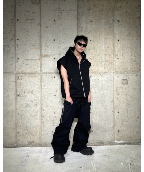 ROARINGRAD(ロアリングラド)の「スキーマスクジップアップベストブラック(ベスト・レディース・その他・MEDIUM/LARGE)」の4枚目の写真