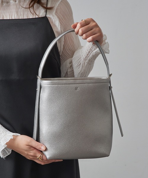 &MyuQ(アンドミューク)の「【&MyuQ】JUNO petit/トートバッグ/ショルダーバッグ(トートバッグ・レディース・ブラック/シルバー/キャメル・FREE)」の16枚目の写真