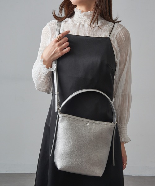 &MyuQ(アンドミューク)の「【&MyuQ】JUNO petit/トートバッグ/ショルダーバッグ(トートバッグ・レディース・ブラック/シルバー/キャメル・FREE)」の13枚目の写真