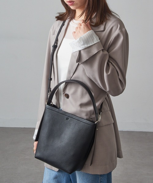 &MyuQ(アンドミューク)の「【&MyuQ】JUNO petit/トートバッグ/ショルダーバッグ(トートバッグ・レディース・ブラック/シルバー/キャメル・FREE)」の21枚目の写真