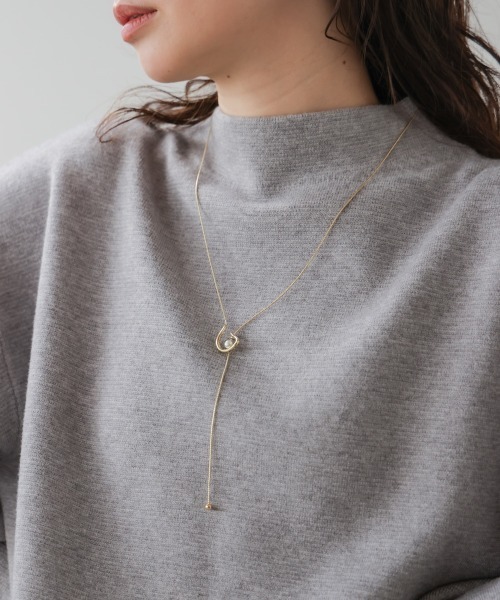 Bou Jeloud（ブージュルード）の「フックパールスライドネックレス（ネックレス・レディース・ゴールド・ONESIZE）」の5枚目の写真