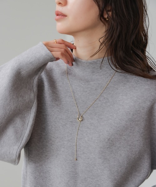 Bou Jeloud（ブージュルード）の「フックパールスライドネックレス（ネックレス・レディース・ゴールド・ONESIZE）」の3枚目の写真