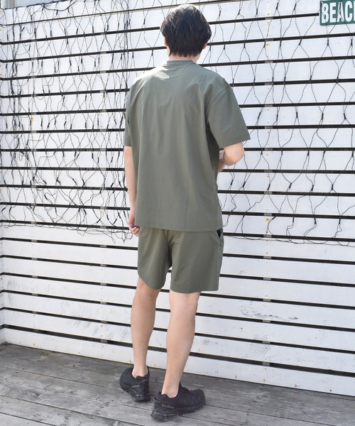 PUMA(プーマ)の「PUMA/プーマ メンズ 半袖 Tシャツ ワンポイント ロゴ シンプル 693746(Tシャツ/カットソー・メンズ・コーラル/オリーブ/ブラック・M/XL/L)」の17枚目の写真