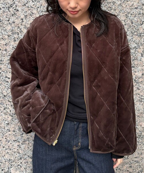 Rouge vif（ルージュヴィフ）の「リバーシブルパネトレーションファーキルトブルゾン（ブルゾン・レディース・ブラウン/グレイッシュベージュ・フリー）」の22枚目の写真