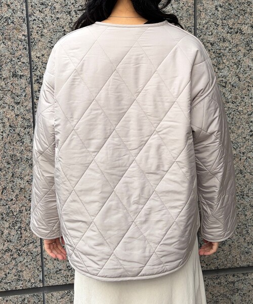 Rouge vif（ルージュヴィフ）の「リバーシブルパネトレーションファーキルトブルゾン（ブルゾン・レディース・ブラウン/グレイッシュベージュ・フリー）」の12枚目の写真