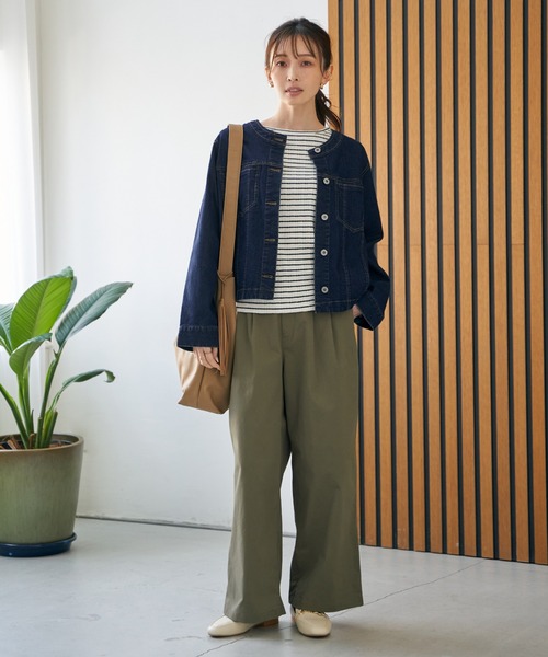 ikka（イッカ）の「デニム／チノワイドパンツ（チノパンツ・レディース・ブラック/ベージュ/ネイビー/カーキ・M/L）」の13枚目の写真