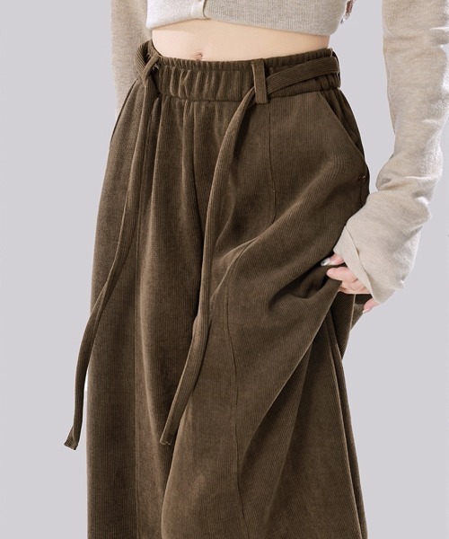Miniministore(ミニミニストア)の「ワイドカーブパンツレディースワイドパンツ(スラックス・レディース・オフホワイト/ワインレッド/カーキ/チャコールグレー/ブラック/ブラウン・FREE)」の14枚目の写真