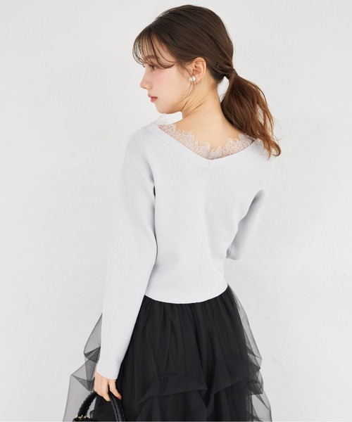 tocco closet（トッコ　クローゼット）の「ビジュー釦スカラップレース装飾ラメニットカーディガン（カーディガン/ボレロ・レディース・ライトブルー/ピンクベージュ/オフホワイト・M）」の13枚目の写真