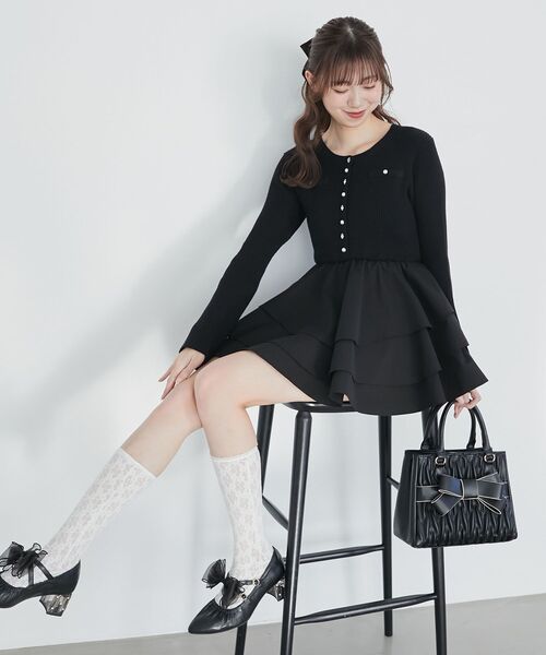 MAJESTIC LEGON（マジェスティックレゴン）の「ニットドッキングティアードミニワンピ（ワンピース・レディース・アイボリー/ブラック/ライトグレー・MEDIUM）」の5枚目の写真