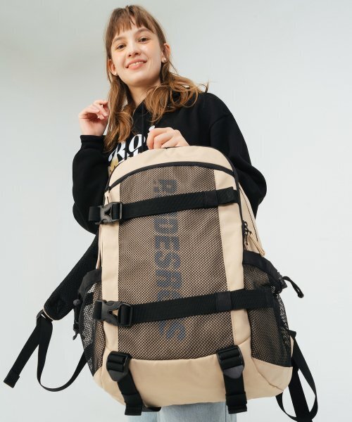 ROIDESROIS(ロワデロワ)の「コーデュラニューテックバックパック(サンド)(バックパック/リュック・レディース・その他・FREE)」の4枚目の写真