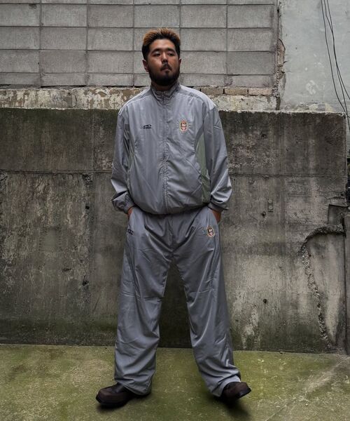 LMCの「SOCCER TRACK PANTS navy（スウェットパンツ・レディース・その他・S/M/L）」の4枚目の写真