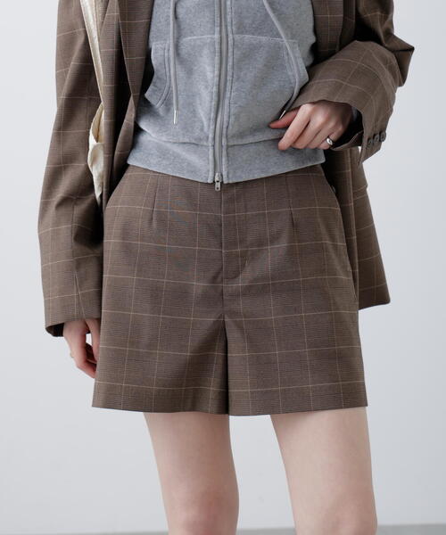 FREE'S MART（フリーズマート）の「◆〈セットアップ対応〉ハイウエストショートパンツ（その他パンツ・レディース・ベージュ系その他/ネイビー/ブラック/ブラウン系その他・MEDIUM/SMALL）」の13枚目の写真