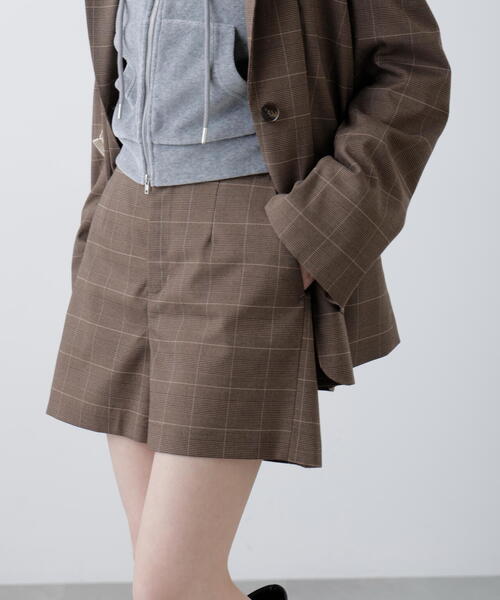 FREE'S MART（フリーズマート）の「◆〈セットアップ対応〉ハイウエストショートパンツ（その他パンツ・レディース・ベージュ系その他/ネイビー/ブラック/ブラウン系その他・MEDIUM/SMALL）」の14枚目の写真