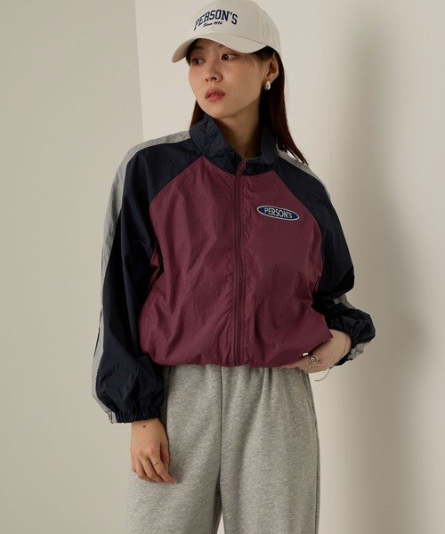 PERSON'S（パーソンズ）の「PERSON'S 別注デザイン 切替えトラックジャケット（ブルゾン・レディース・グレー/ワインレッド/グリーン・S/FREE）」の5枚目の写真