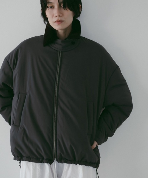 anuke(アンヌーク)の「Velour Collar Blouzon(ブルゾン・レディース・オリーブ/チャコールグレー・36inch/38inch)」の1枚目の写真