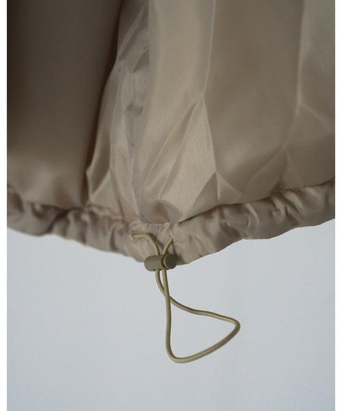 anuke(アンヌーク)の「Velour Collar Blouzon(ブルゾン・レディース・オリーブ/チャコールグレー・36inch/38inch)」の5枚目の写真