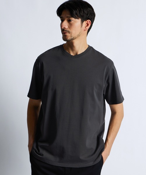 LANVIN en Bleu(ランバンオンブルー)の「シルキータッチ Vネック Tシャツ(Tシャツ/カットソー・メンズ・チャコールグレー/ブラック/ホワイト・46/48/50/52)」の3枚目の写真