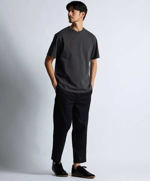 LANVIN en Bleu(ランバンオンブルー)の「シルキータッチ Vネック Tシャツ(Tシャツ/カットソー・メンズ・チャコールグレー/ブラック/ホワイト・46/48/50/52)」の8枚目の写真