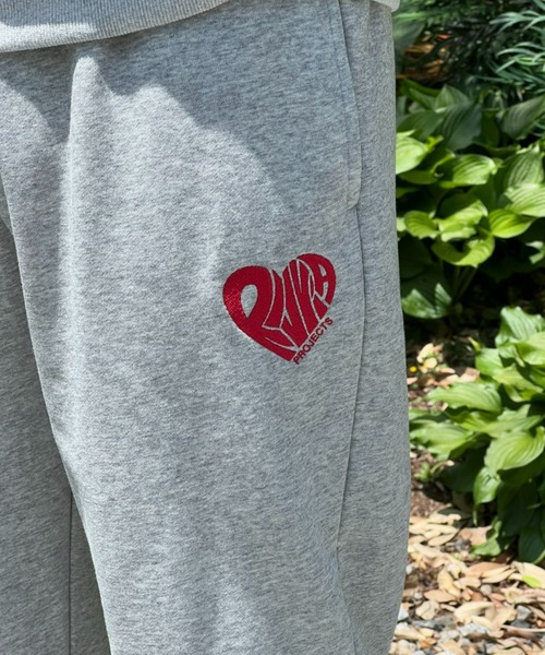 Rivvia PROJECTS(リヴィアプロジェクツ)の「【Rivvia PROJECTS】RV HEART SWEAT PANTS(その他パンツ・メンズ・グレー系2/グレー系1/ブラック×ホワイト・X-LARGE/LARGE/MEDIUM)」の12枚目の写真