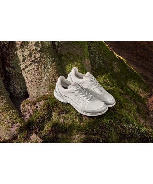 ECCO(エコー)の「ECCO 歩きやすい BIOM ENERGI レディース スニーカー(スニーカー・レディース・ホワイト・37/38/36)」の3枚目の写真