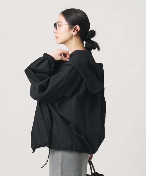 BEAUTY&YOUTH UNITED ARROWS（ビューティーアンドユースユナイテッドアローズ）の「【WEB限定】コットンナイロン フードブルゾン ウォッシャブル（ブルゾン・レディース・ナチュラル/ブラック/モカ・FREE）」の8枚目の写真