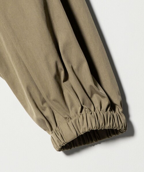 BEAUTY&YOUTH UNITED ARROWS（ビューティーアンドユースユナイテッドアローズ）の「【WEB限定】コットンナイロン フードブルゾン ウォッシャブル（ブルゾン・レディース・ナチュラル/ブラック/モカ・FREE）」の21枚目の写真