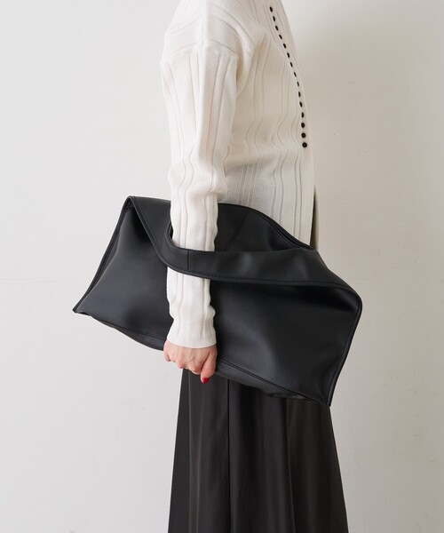 Rouge vif(ルージュヴィフ)の「【CHIMERE/シメール】レザーワイドワンハンドル(ハンドバッグ・レディース・オフホワイト/ブラック・フリー)」の3枚目の写真