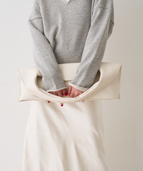 Rouge vif(ルージュヴィフ)の「【CHIMERE/シメール】レザーワイドワンハンドル(ハンドバッグ・レディース・オフホワイト/ブラック・フリー)」の6枚目の写真