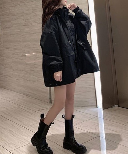 yuue' ( wear )(ユーイ)の「オーバーサイズマウンテンパーカー ライトフーディージャケット(マウンテンパーカー・レディース・ブラック・FREE)」の6枚目の写真