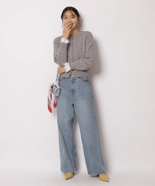 JUSGLITTY(ジャスグリッティー)の「プチドット刺繡カーディガン(ニット/セーター・レディース・グレー/グレイッシュベージュ/ホワイト・2)」の12枚目の写真