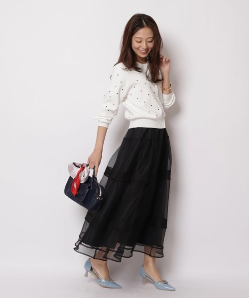 JUSGLITTY(ジャスグリッティー)の「プチドット刺繡カーディガン(ニット/セーター・レディース・グレー/グレイッシュベージュ/ホワイト・2)」の19枚目の写真