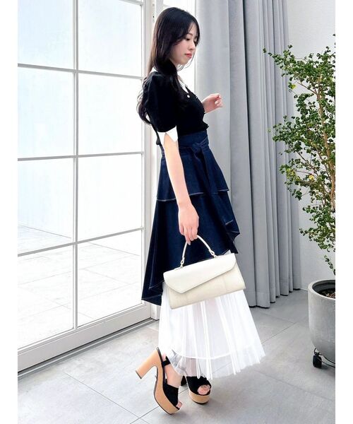 dazzlin（ダズリン）の「フロントボタンシャツカラーニットトップス（ニット/セーター・レディース・ブラック/ベージュ/ピンク/グレー/オフホワイト・FREE）」の11枚目の写真