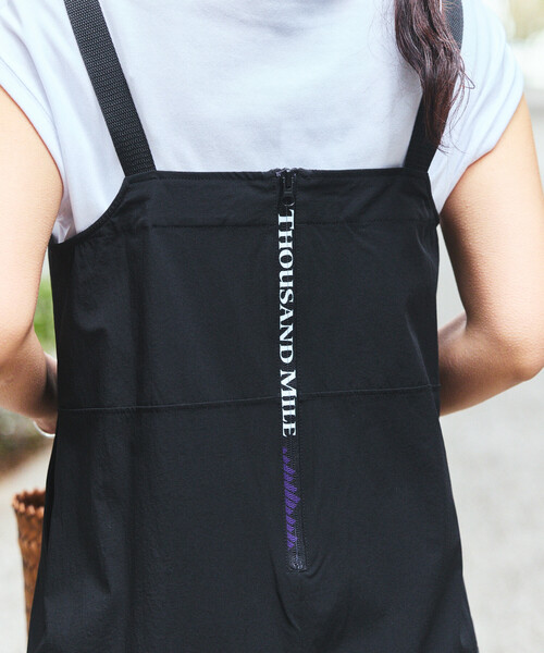 FREAK'S STORE(フリークスストア)の「THOUSAND MILE × FREAK'S STORE/サウザンドマイル 別注 UVカット カシュクール ワイドサロペット(サロペット/オーバーオール・レディース・ブラック/ベージュ・フリ-)」の5枚目の写真