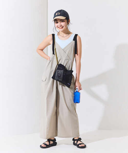 FREAK'S STORE(フリークスストア)の「THOUSAND MILE × FREAK'S STORE/サウザンドマイル 別注 UVカット カシュクール ワイドサロペット(サロペット/オーバーオール・レディース・ブラック/ベージュ・フリ-)」の11枚目の写真